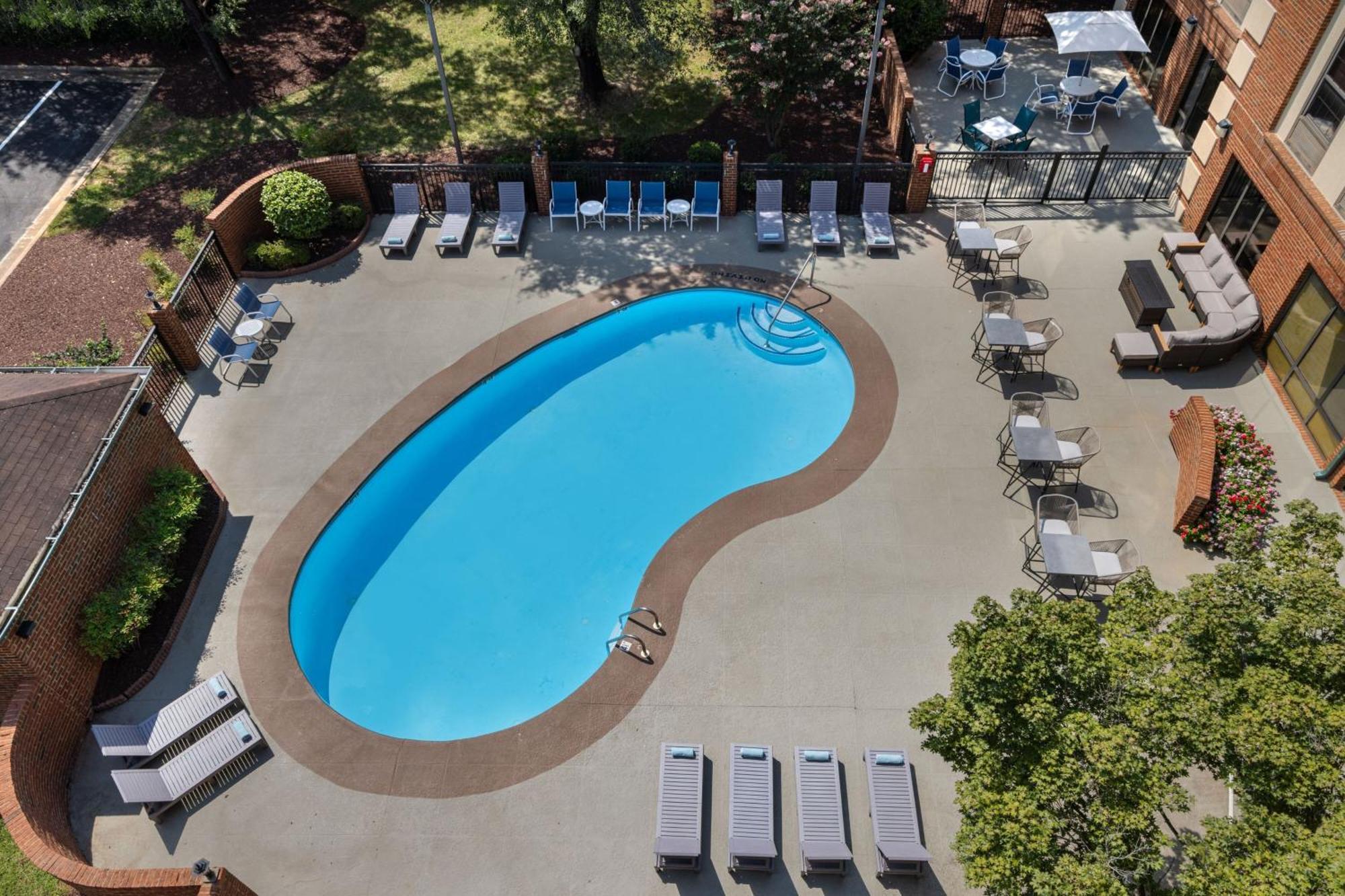 Four Points By Sheraton Greensboro Airport Dış mekan fotoğraf